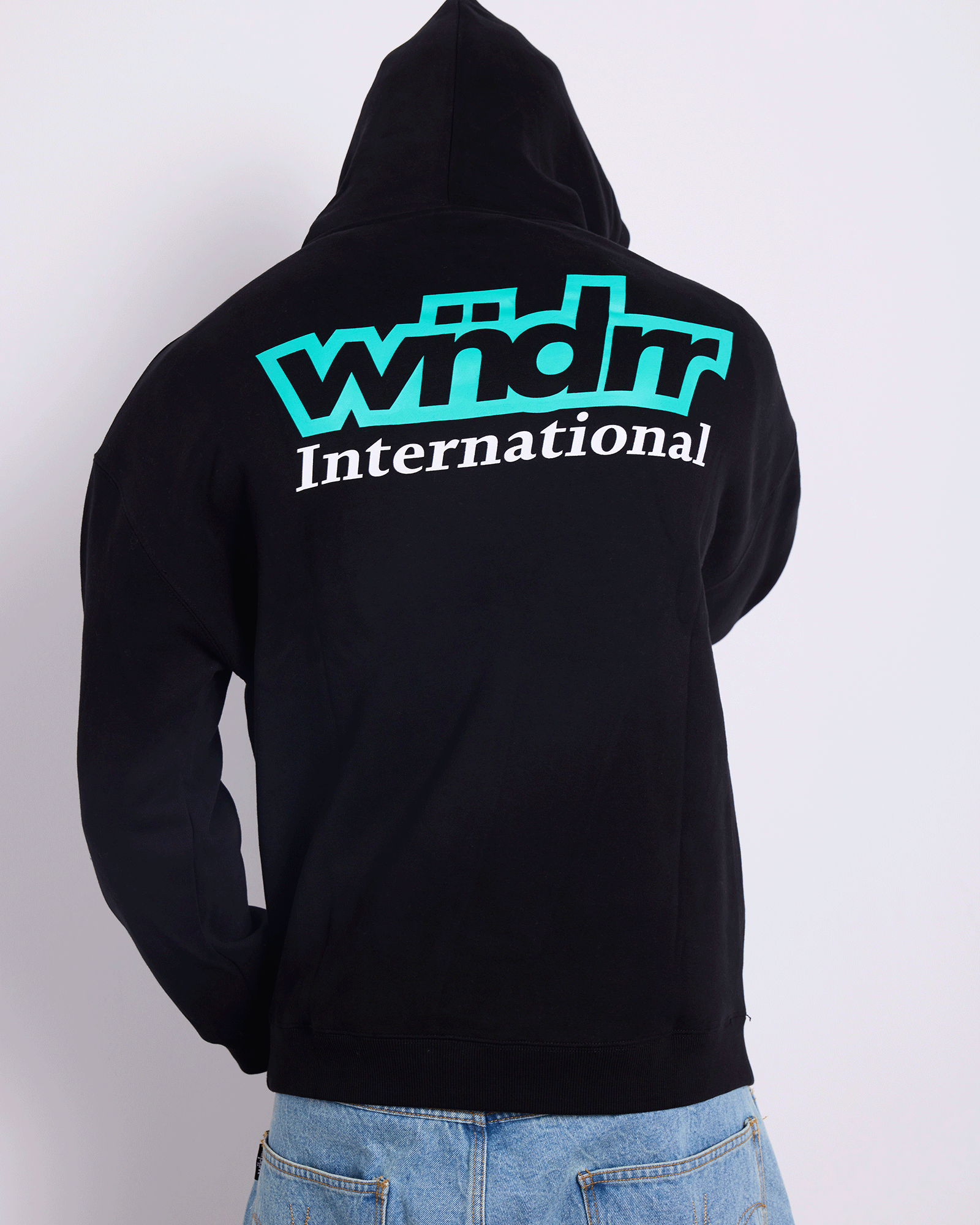 INTERNATIONAL HOOD SWEAT - BLACK